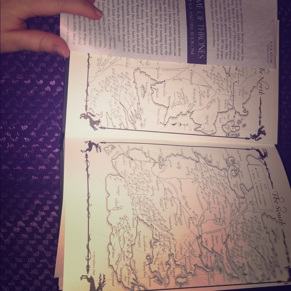 A GAME OF THRONES books - Picture 2 of 4